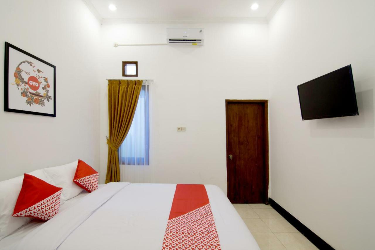 Oyo 931 Dara Dewi Homestay Yogyakarta Kültér fotó