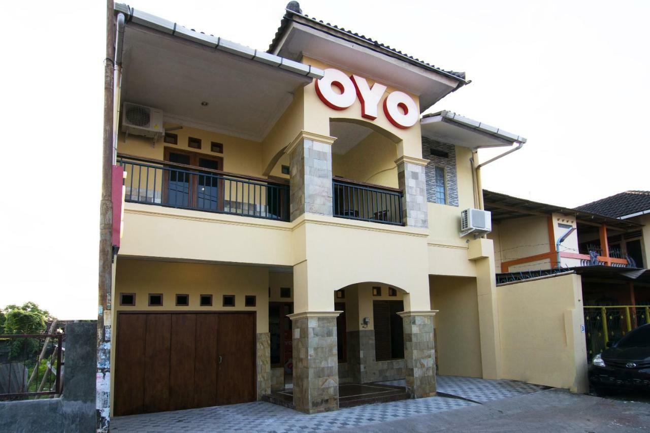 Oyo 931 Dara Dewi Homestay Yogyakarta Kültér fotó